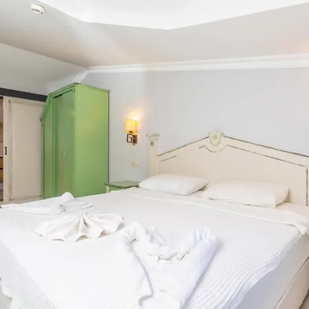 Ayla Paradise Βίλα *