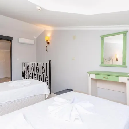 Ayla Paradise داليان